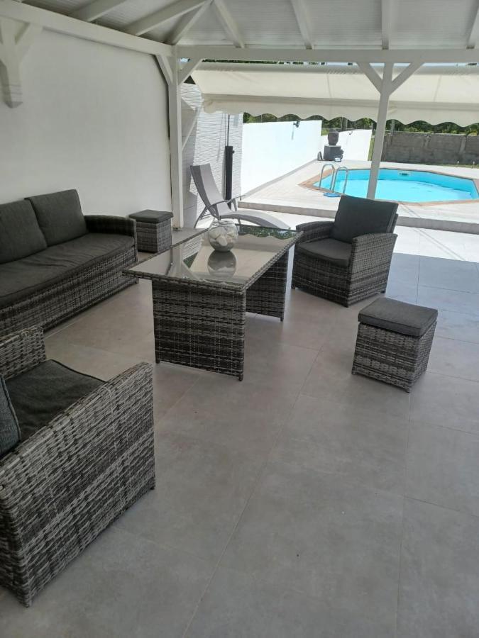 L'Instant Present Bed & Breakfast Le Moule Luaran gambar