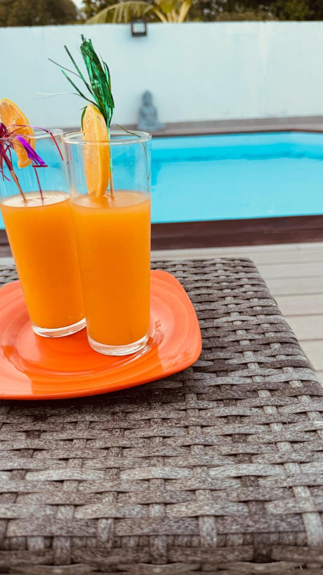 L'Instant Present Bed & Breakfast Le Moule Luaran gambar